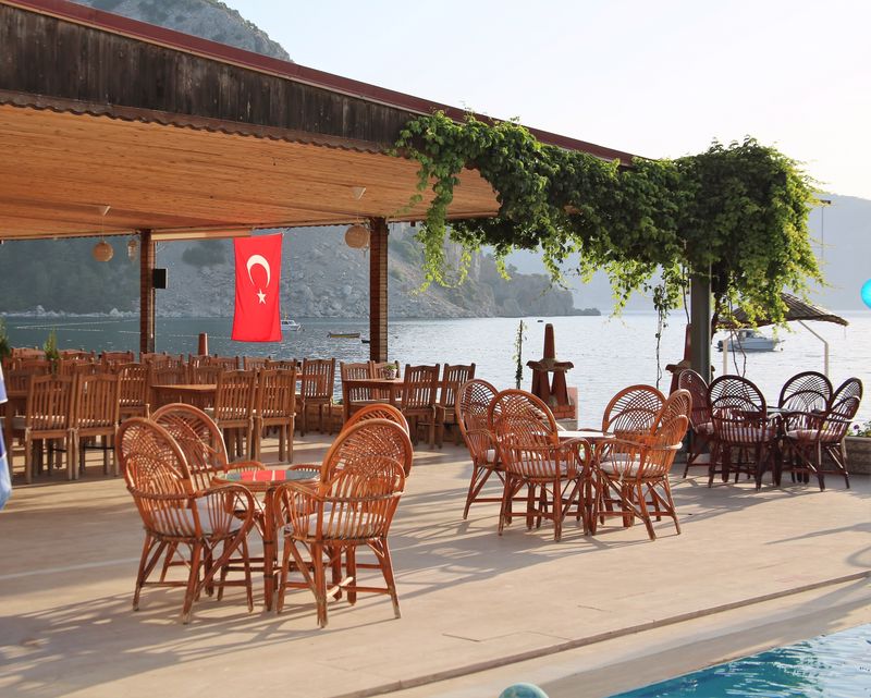 Zeybek Beach Hotel