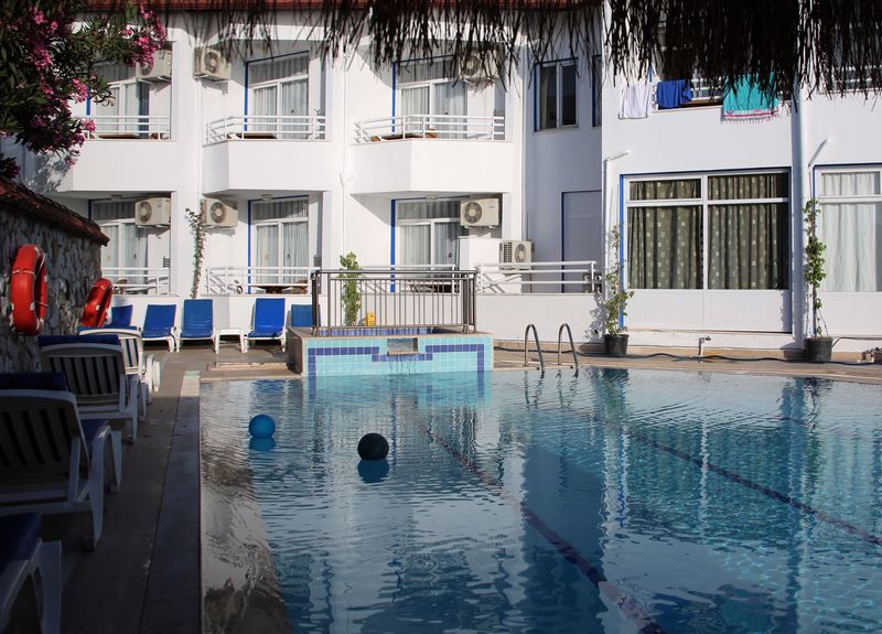 Zeybek Beach Hotel