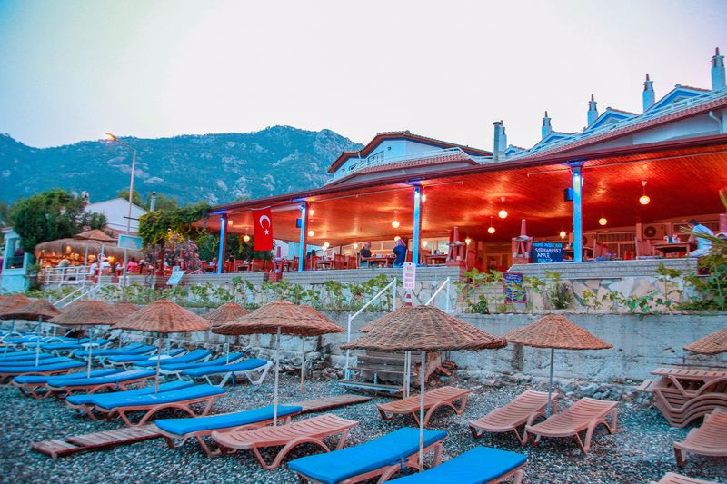 Zeybek Beach Hotel