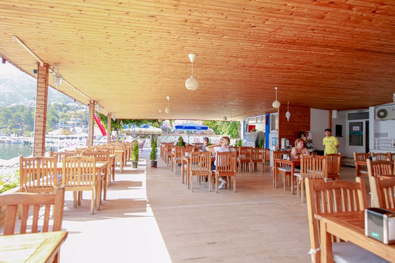 Zeybek Beach Hotel