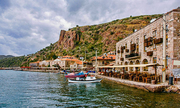 Adana Mersin Çıkışlı Uçaklı Kuzey Ege Turu (Foça ve Ayvalık Tekne Turu ile) 4 Gece Konaklamalı