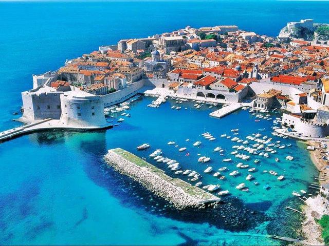 Budva Tailwind Hava Yolları Özel Sefer ile 3 Gece 4 Gün (Her Perşembe Hareket)