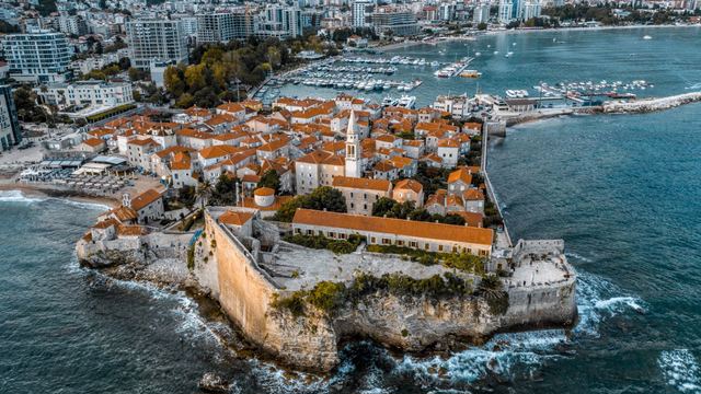 Budva Tailwind Hava Yolları Özel Sefer ile 3 Gece 4 Gün (Her Perşembe Hareket)