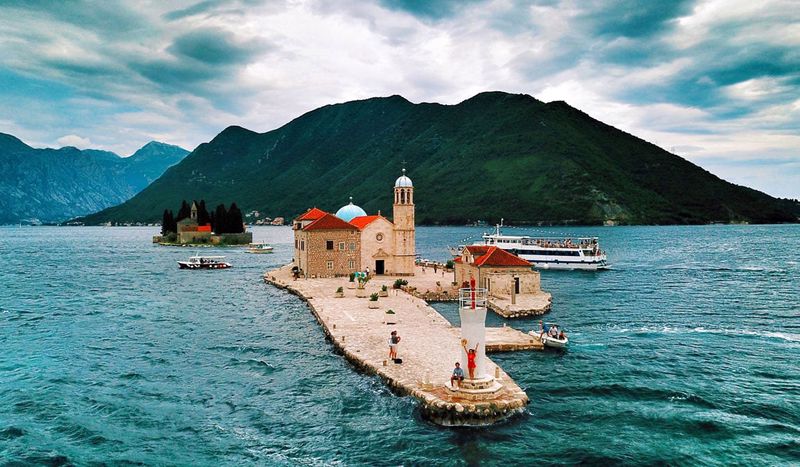 Budva Tailwind Hava Yolları Özel Sefer ile 3 Gece 4 Gün (Her Perşembe Hareket)