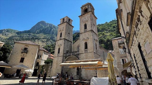 Budva Tailwind Hava Yolları Özel Sefer ile 3 Gece 4 Gün (Her Perşembe Hareket)
