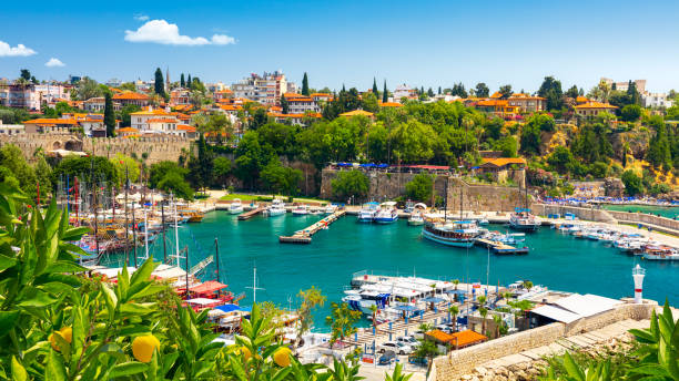 Gaziantep Çıkışlı Antalya Başlar Uçaklı Ege Akdeniz Turu 5 Gece Konaklamalı