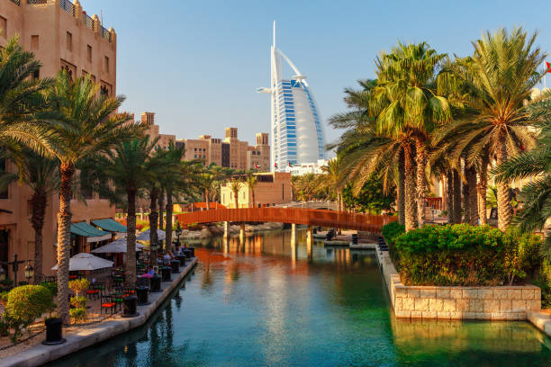 VİZE DAHİL BİR DUBAİ MASALI TURU DUBAİ ŞEHİR TURU VE ABRA GEÇİŞİ DAHİL A Jet Havayolları ile